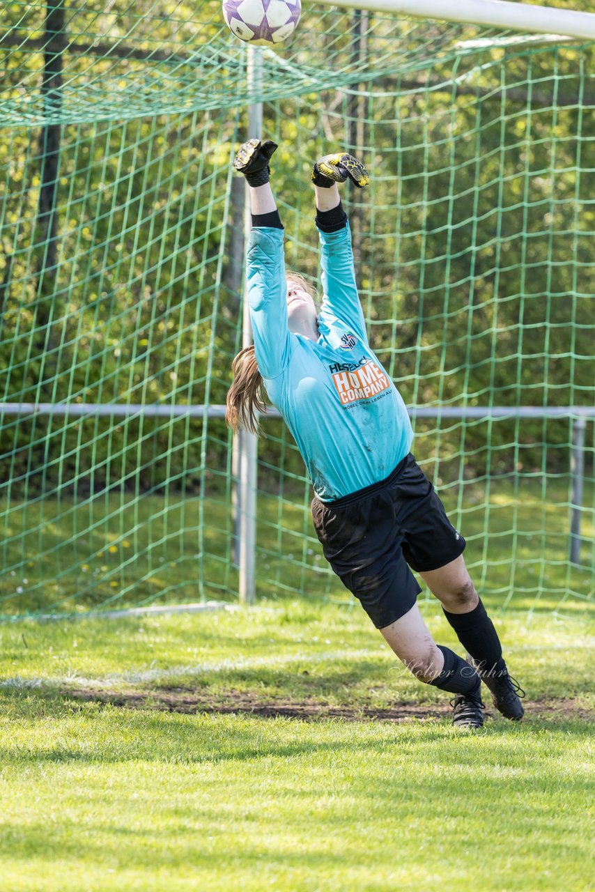 Bild 122 - wBJ SV Henstedt Ulzburg - FSG Oldendorf Itzehoe : Ergebnis: 6:3